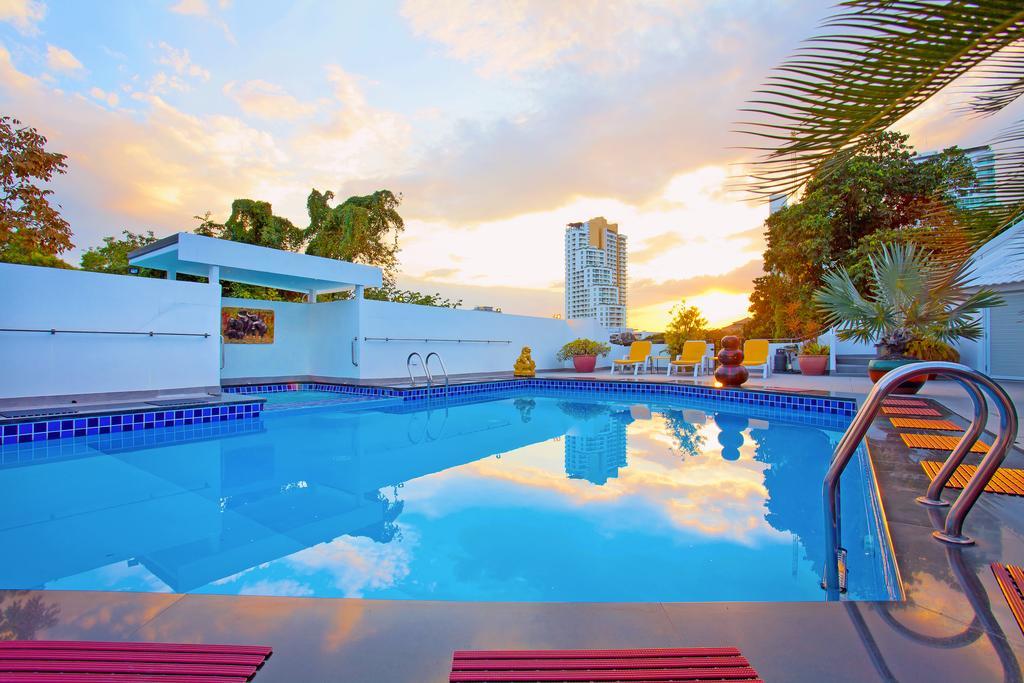 Sharrow Bay Villa Pattaya Eksteriør billede