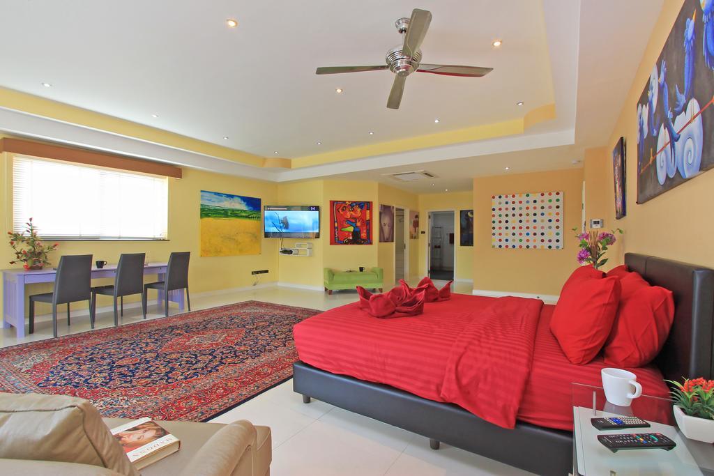Sharrow Bay Villa Pattaya Eksteriør billede