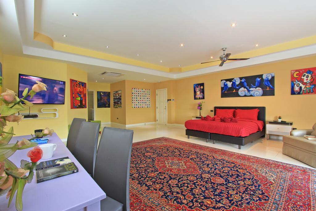 Sharrow Bay Villa Pattaya Eksteriør billede