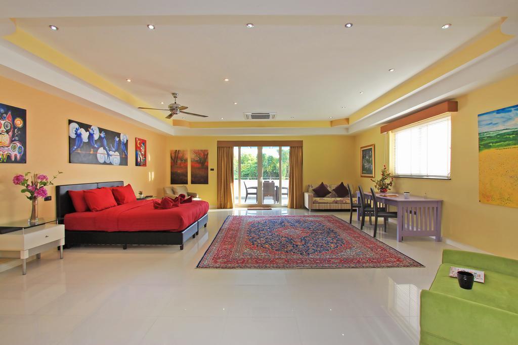 Sharrow Bay Villa Pattaya Eksteriør billede